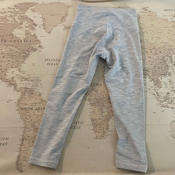 Lululemon Wunder Under Crop (High-Rise) *21" Size 6 Wee Are From Space / Blue - Picture 6 of 13